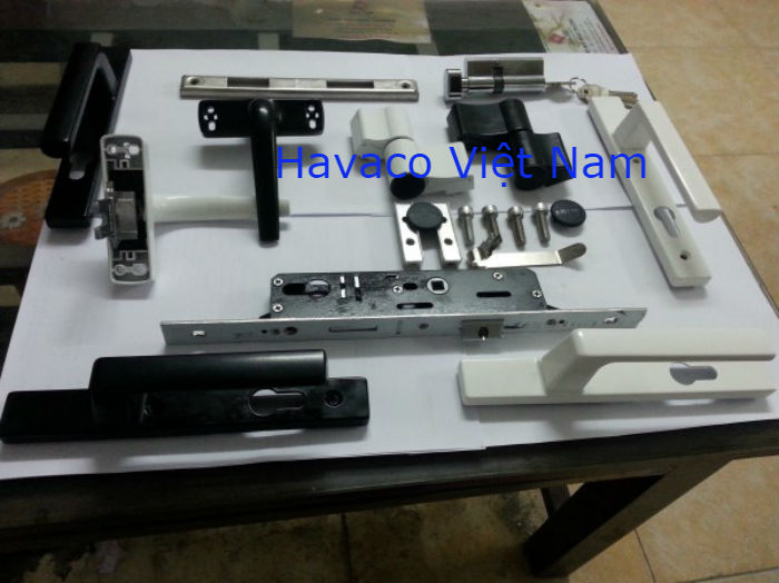 Phụ kiện cửa nhôm trượt cao cấp chất lượng cao - Phụ kiện cửa nhôm xingfa xếp trượt gồm những chi tiết nào