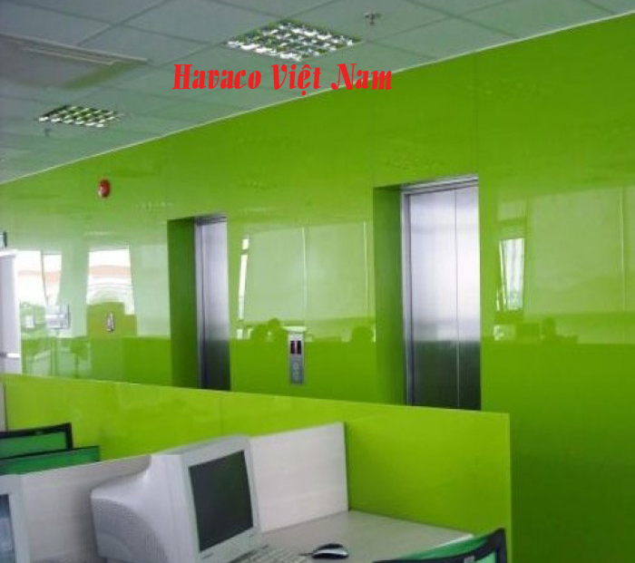 Ốp tường, bếp kính cường lực màu xanh lá cây