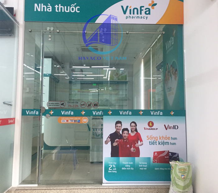 Mẫu cửa kính quầy thuốc đẹp, tiện lợi mà rẻ nhất năm 2023 do chính Havaco Việt Nam sản xuất và lắp đặt. - 5+ mẫu cửa kính quầy thuốc đẹp, rẻ, tiện lợi nhất 2023.