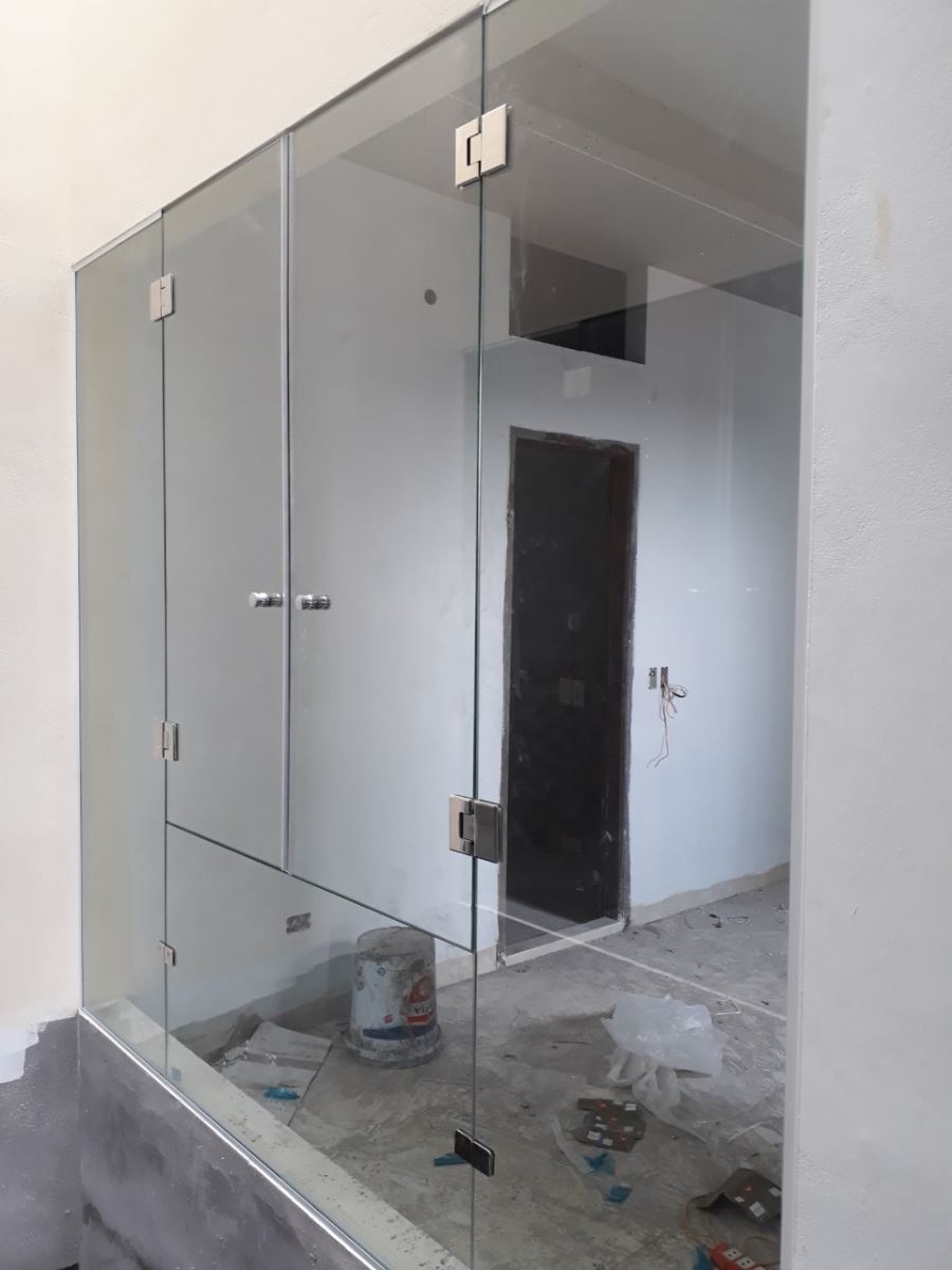 Lý do bạn nên chọn một đơn vị có đầy đủ đội ngũ kỹ thuật lắp đặt cửa kính - [Đơn giá] Cửa kính cường lực tại tỉnh Thái Nguyên