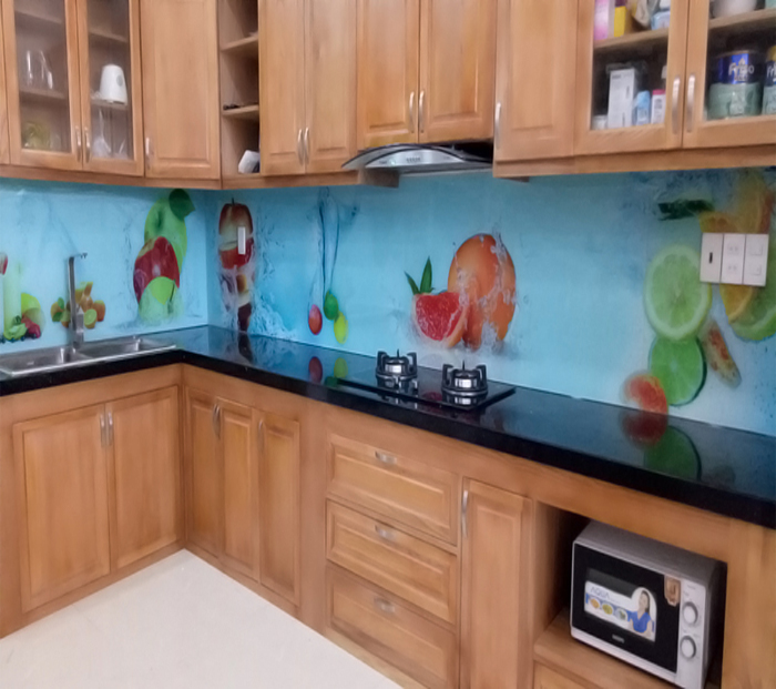 Các mẫu kính ốp bếp hoa văn, sơn màu đẹp, thịnh hành 2023 - [Gấp] Mua kính ốp bếp cường lực chất lượng cao ở đâu?