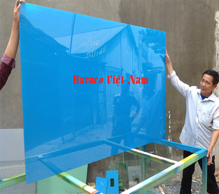 Các mẫu kính ốp bếp hoa văn, sơn màu đẹp, thịnh hành 2023 - [Gấp] Mua kính ốp bếp cường lực chất lượng cao ở đâu?