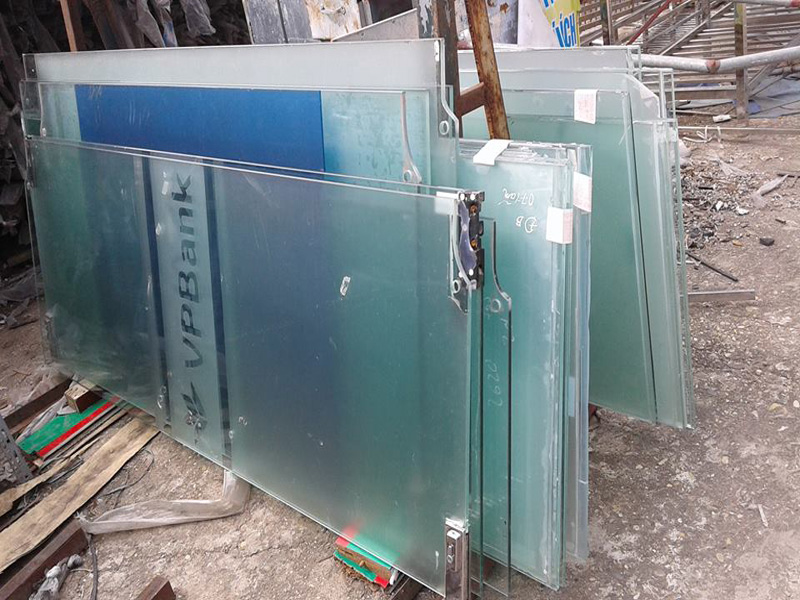 Thu mua kính cường lực cũ Hà Nội - Địa chỉ thu mua thanh lý kính cường lực Hà Nội