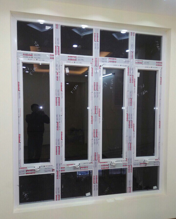 Cửa nhôm Xingfa 4 cánh cho căn phòng cần không gian và độ thoáng rộng. - [Bật mí] 99+ mẫu cửa sổ nhôm Xingfa đẹp được ưa chuộng nhất năm 2023?