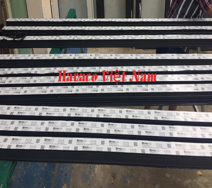 Giá cửa nhôm sơn tĩnh điện bao nhiêu tiền 1m2 - Cửa nhôm sơn tĩnh điện bao nhiêu tiền 1m2