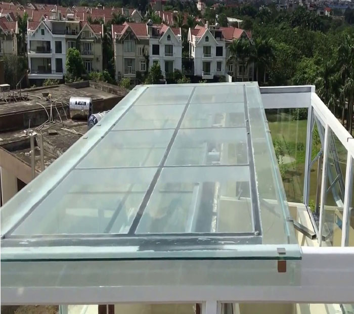 Các mẫu giếng trời đẹp. - Cách làm giếng trời thông minh kính cường lực