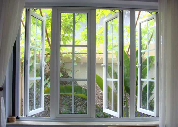 Cửa sổ mở quay 3 cánh