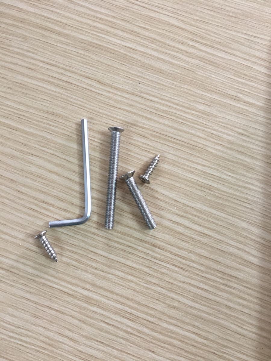 Cách tháo khóa tay nắm tròn từ bên trong - Cách tháo khóa tay nắm tròn ra khỏi cửa kính lùa