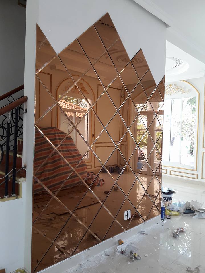 Để làm ra những gương trang trí thì kính cường lực có mấy màu được sử dụng - [Tuyệt Đẹp] Gương kính cường lực màu trà 4ly, 5mm - Báo giá