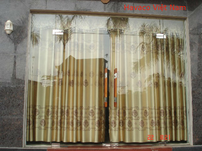 Cửa kính cường lực 10mm