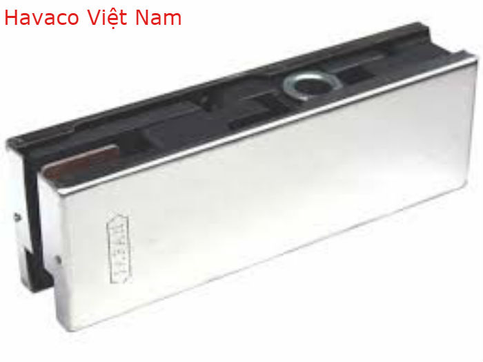 Kẹp trên cửa thủy lực