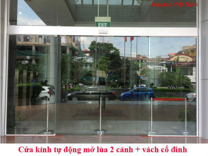 Cửa kính tự động giá bao nhiêu tiền