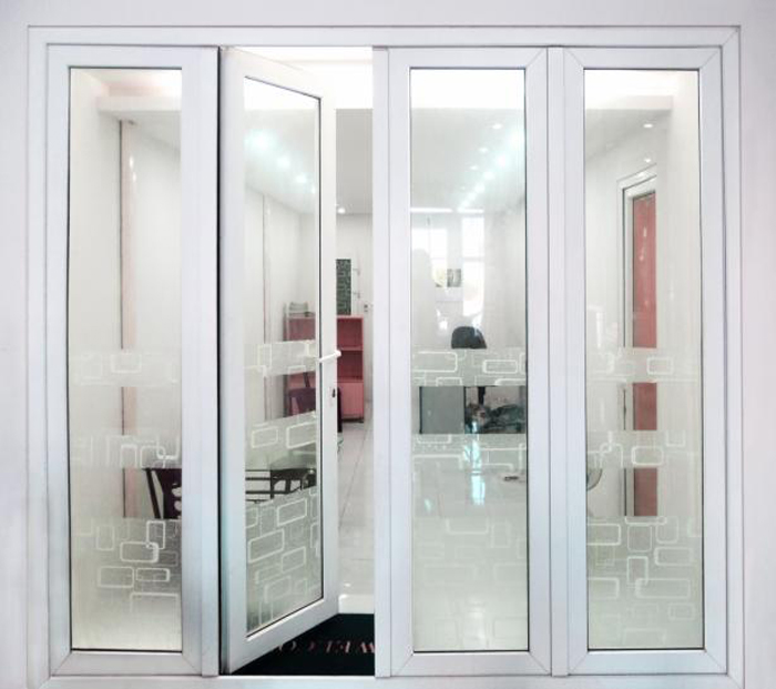 Chi tiết khung, gioăng và keo cửa nhựa lõi thép