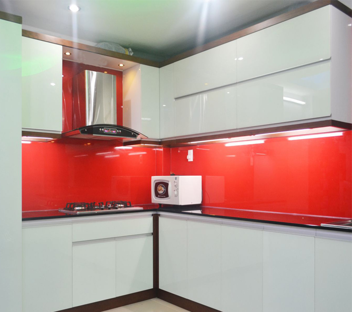 Không gian ứng dụng thực tế của Bàn bếp, ốp tường bếp cao bao nhiêu là hợp lý?