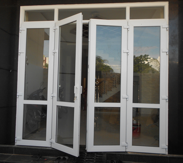 Không gian ứng dụng thực tế của Các mẫu cửa chính đẹp