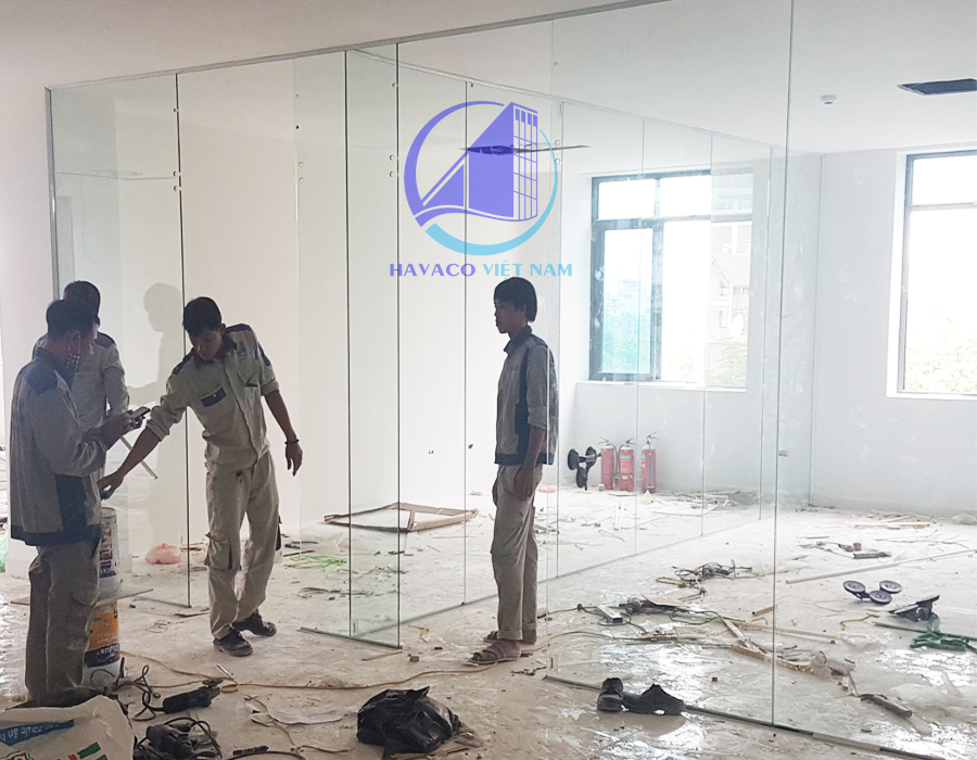 Chi tiết vật liệu và cấu tạo liên quan cửa kính cường lực dày bao nhiêu