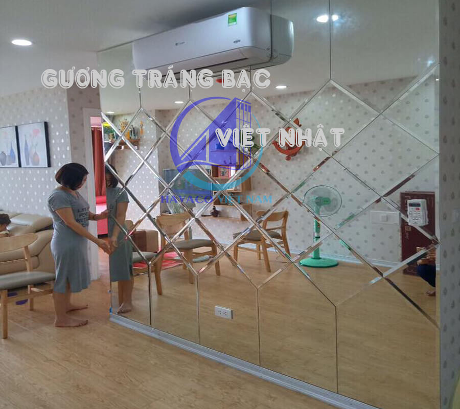Chi tiết vật liệu và cấu tạo liên quan Gương tráng bạc 5mm Việt Nhật