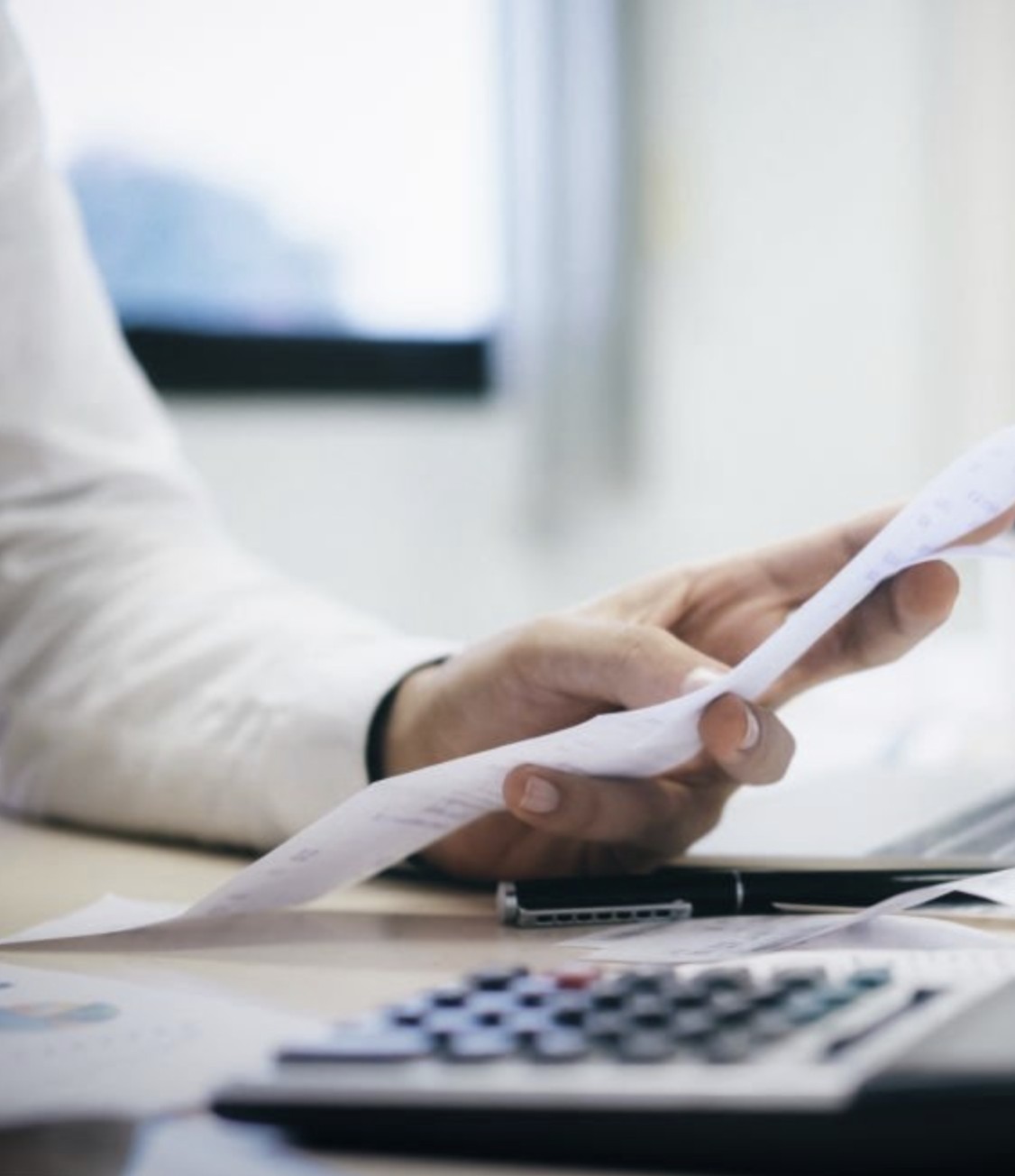 Documentos y contratos