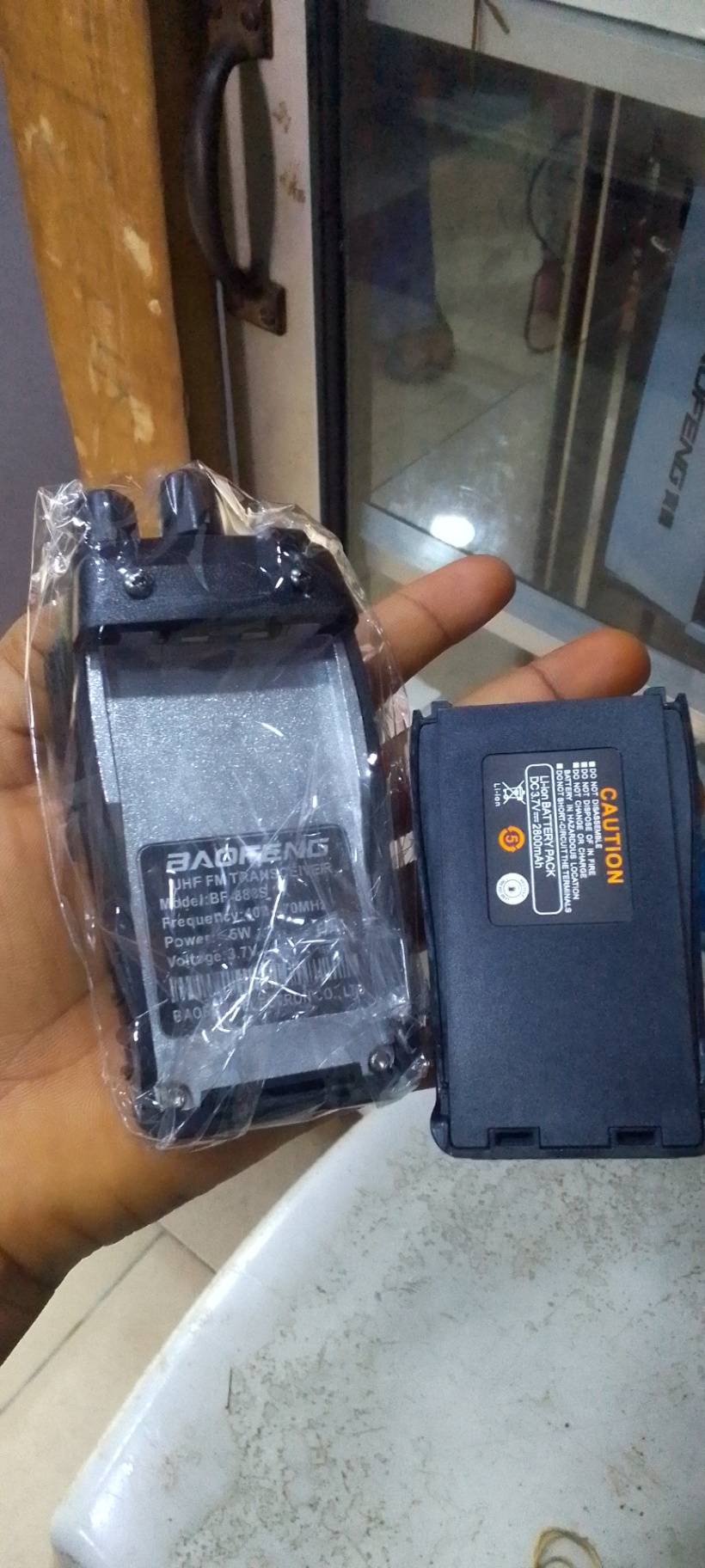 BAOFENG WALKIE TALKIE - Image 5