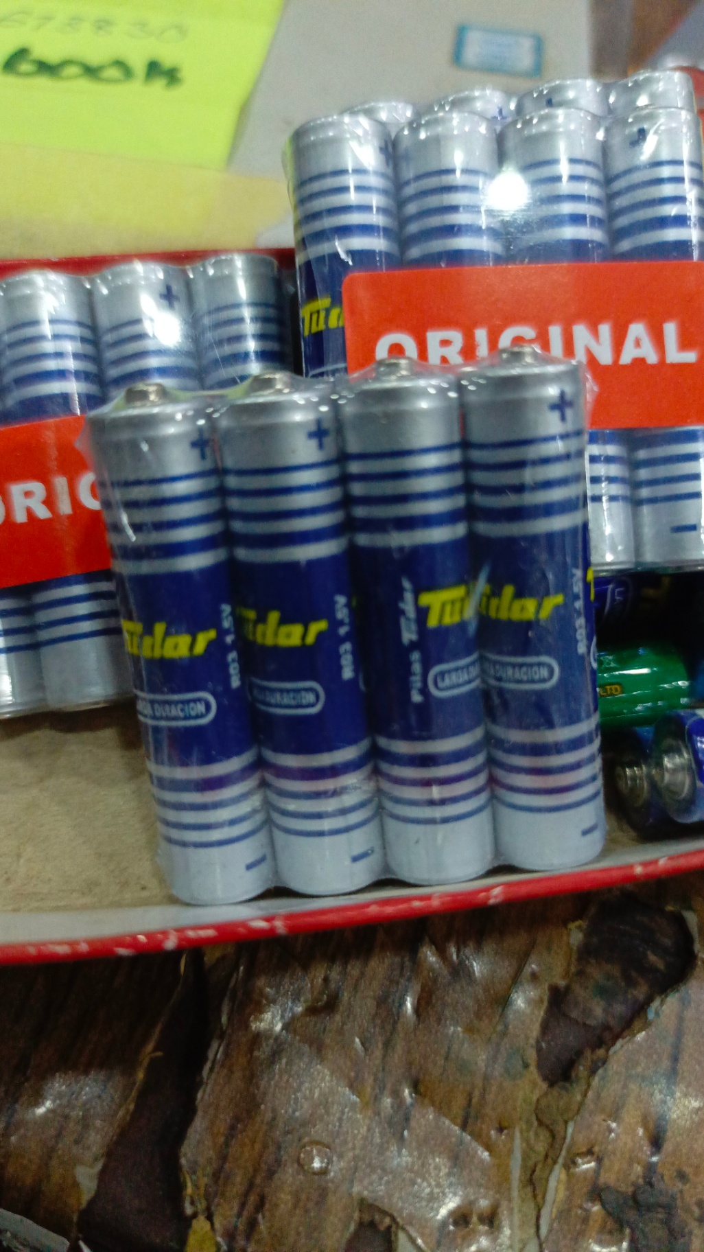 AAA 1.5v Finger battery ( price for 4 )