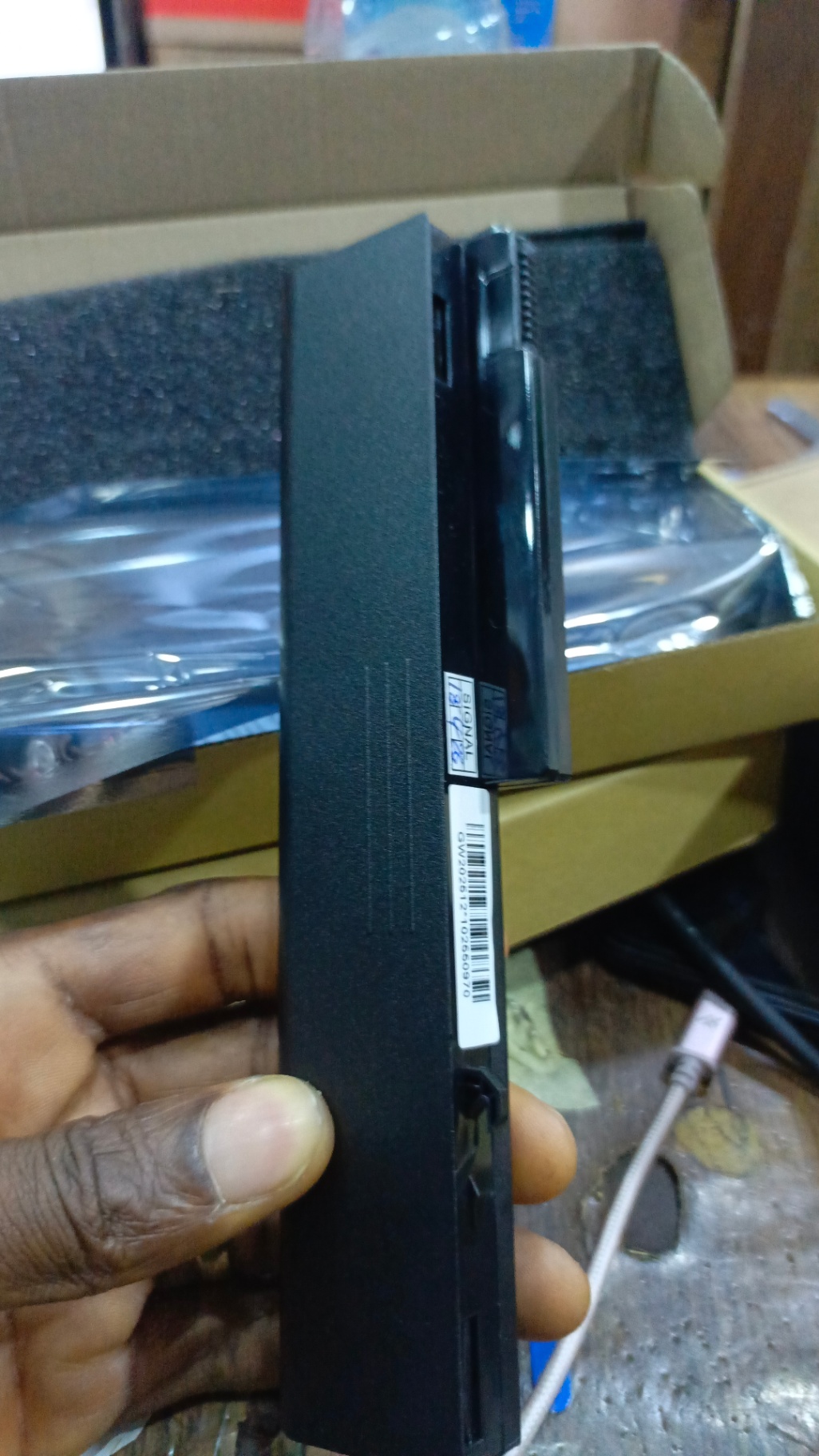6535b Elitebook laptop battery, 5200mah, 58WH, original Brand new high capacity battery.