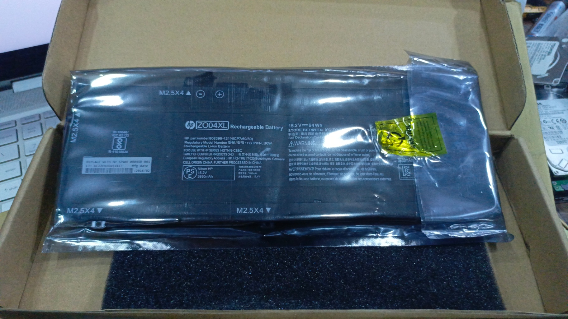 ZO04 ZBOOK HP laptop battery, 64WH, original Brand new high capacity battery.