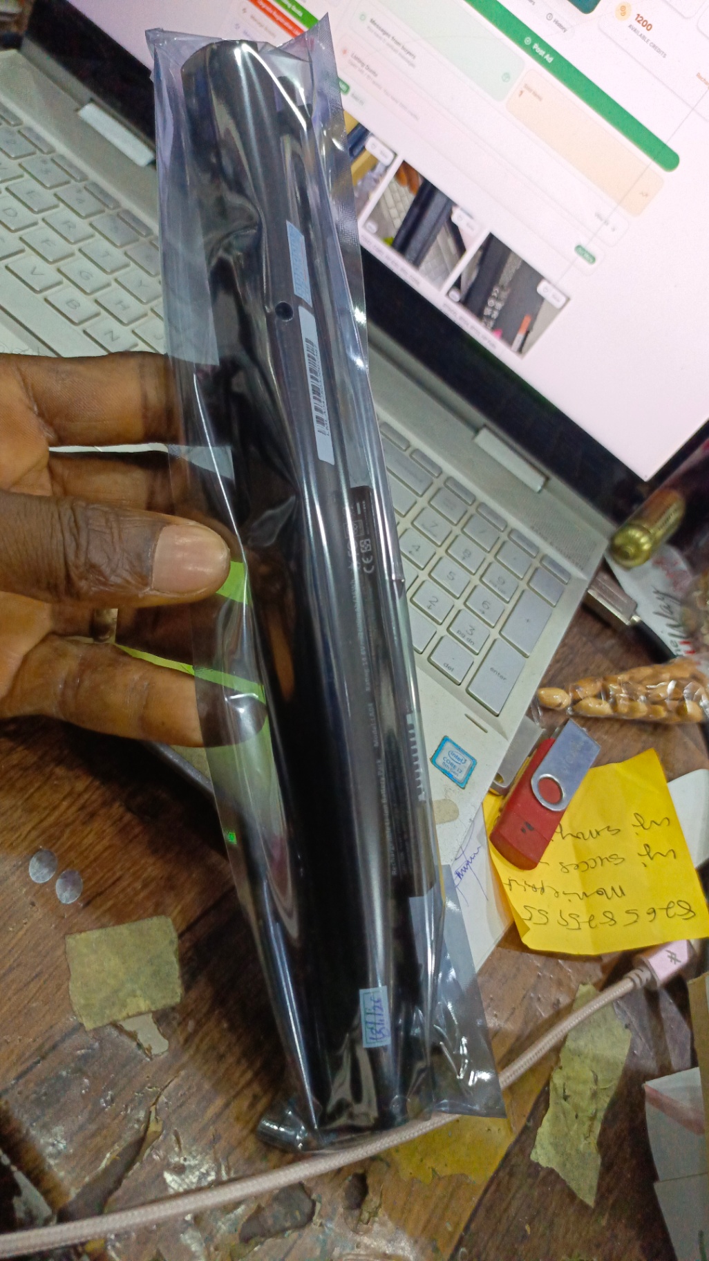 LA04 HP15 laptop battery, 2600mAh, 58WH, Original Brand new high capacity battery.