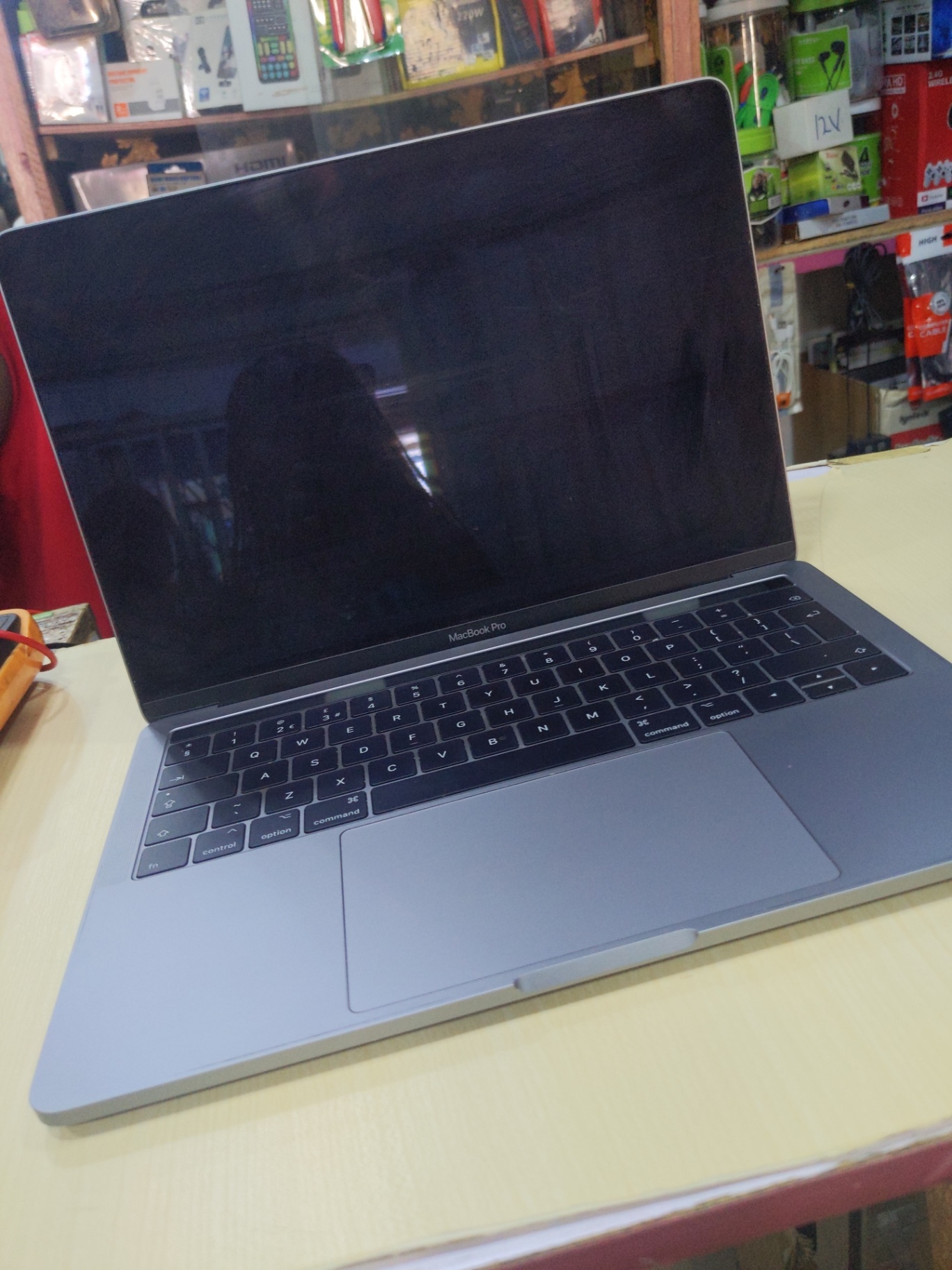 MacBook Pro ,1TB SSD, Core i7,16GB RAM - Image 2