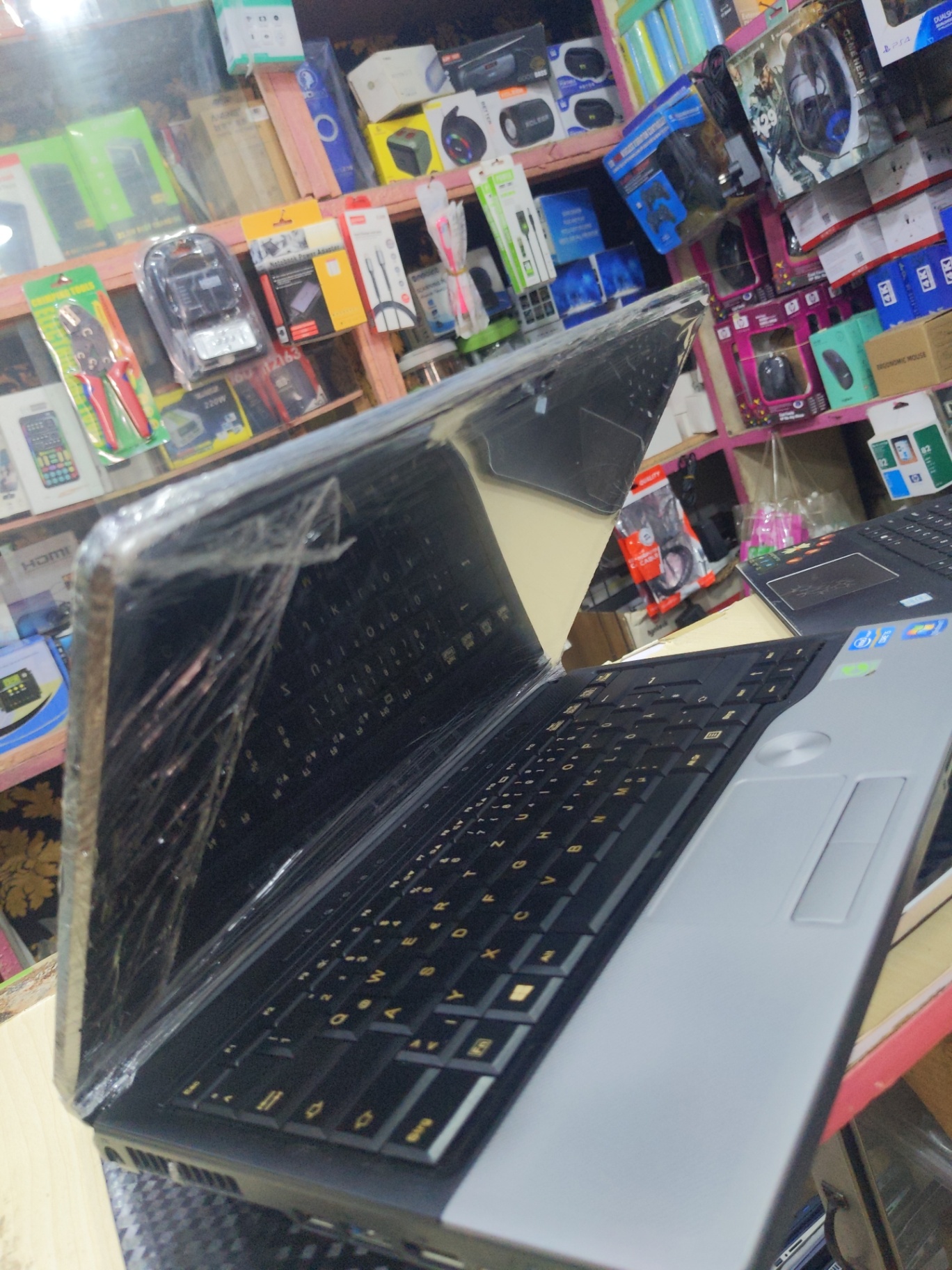 Fujitsu Laptop, Core i5,160GB HDD, 4GB RAM - Image 3
