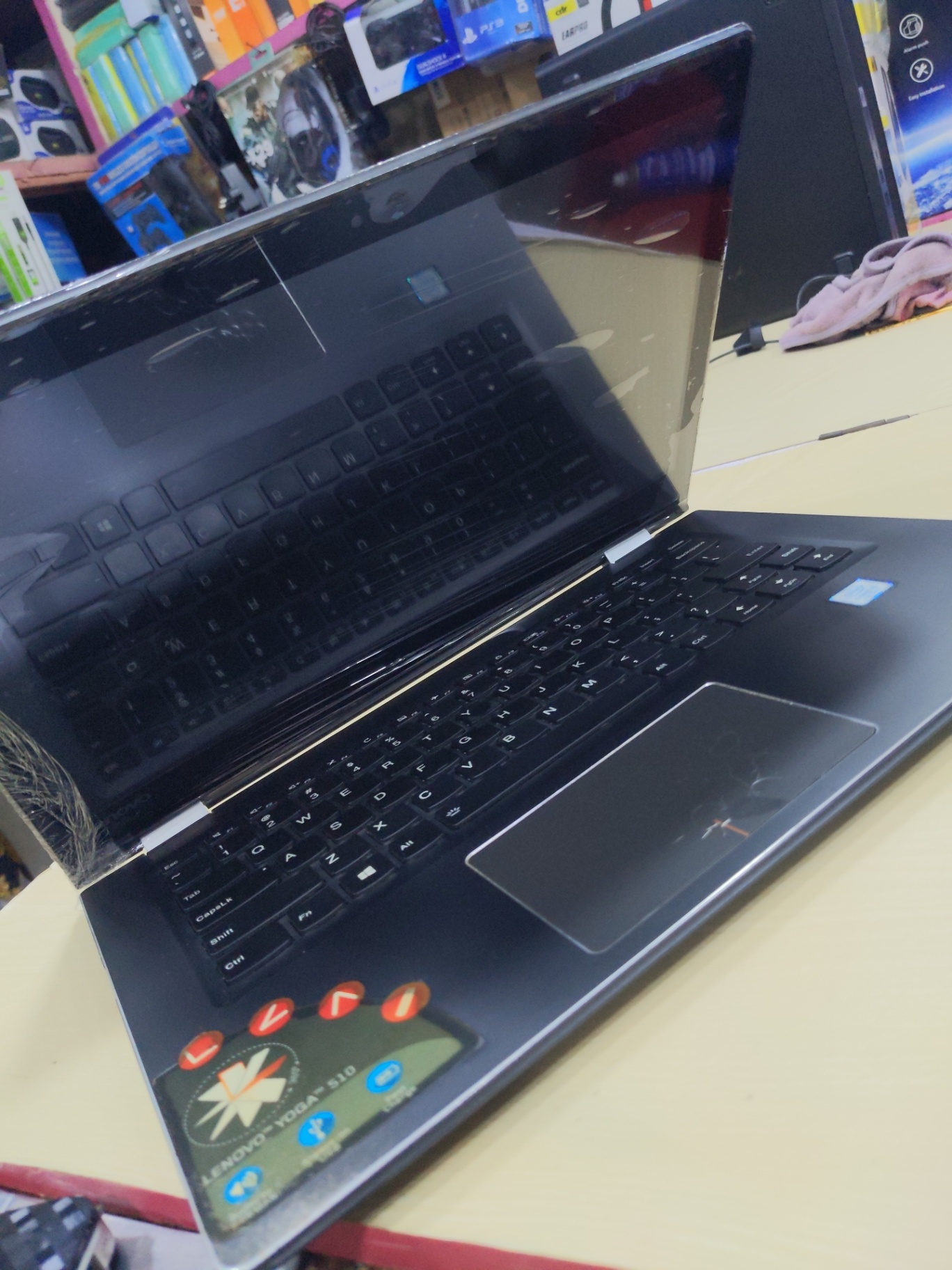 Lenovo Yoga, Core i5,750GB HDD, 8GB RAM - Image 3