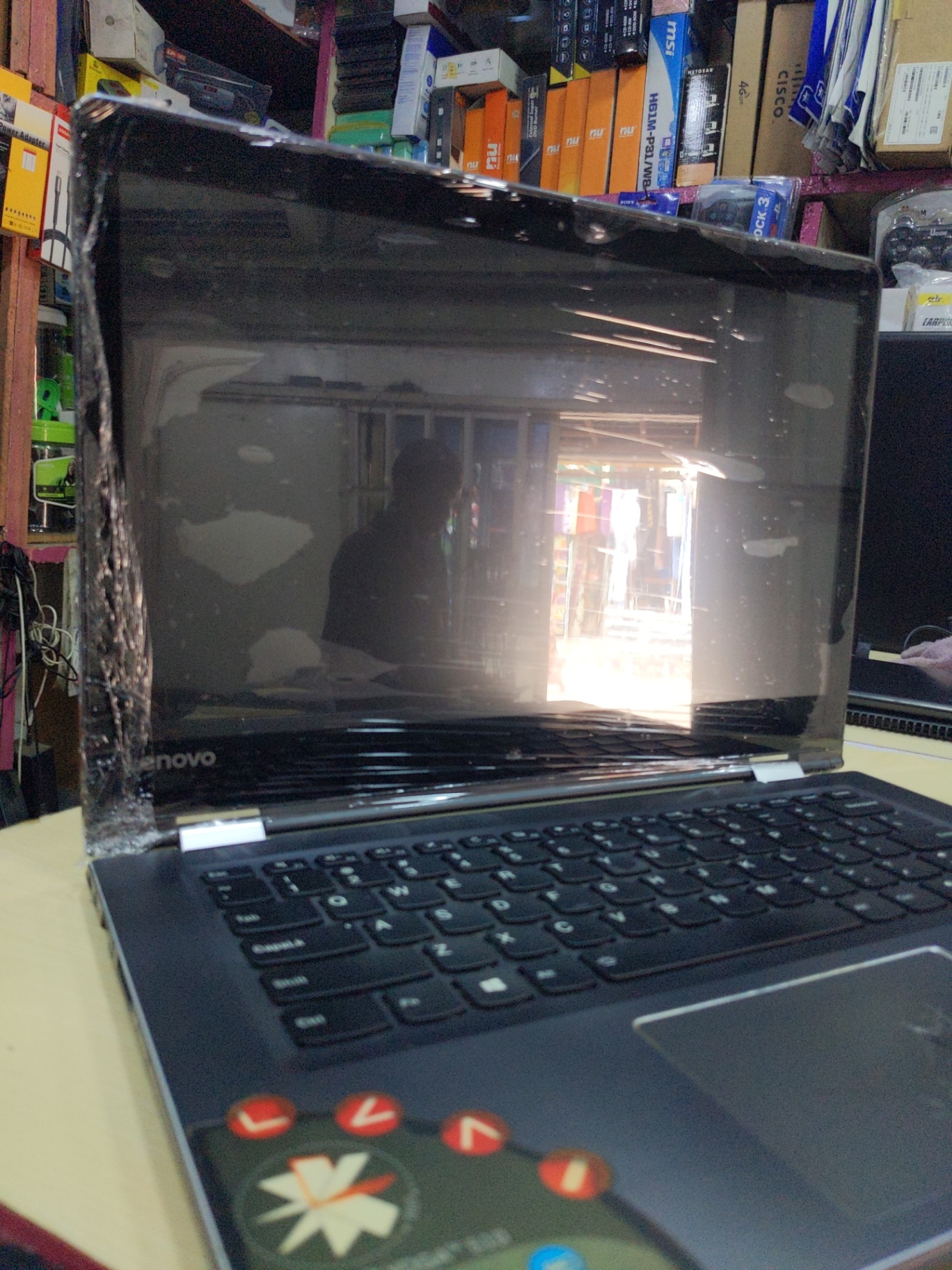 Lenovo Yoga, Core i5,750GB HDD, 8GB RAM - Image 2