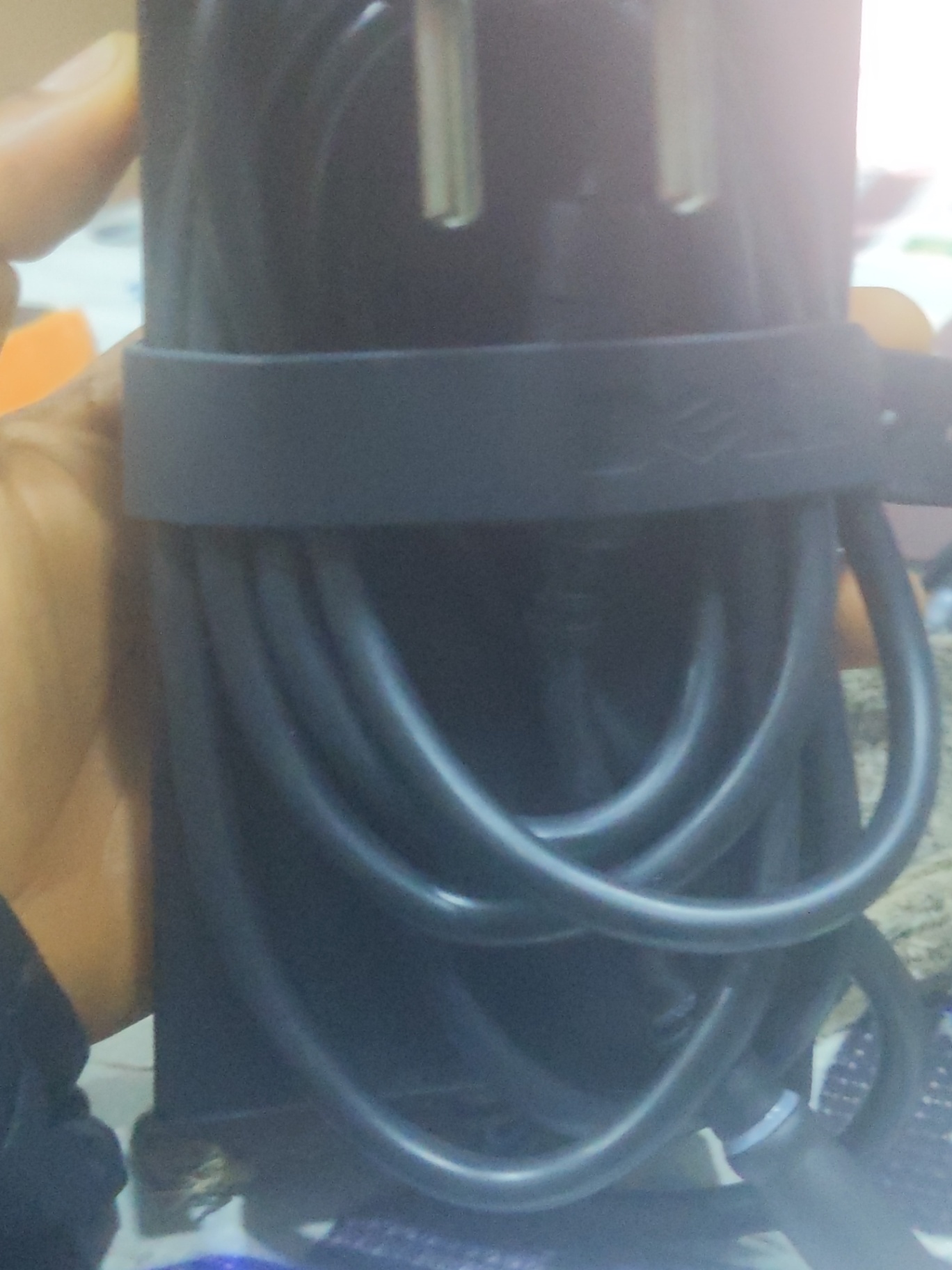 DELL 19.5v CHARGER for Laptop . Follow Come AC/DC ADAPTER