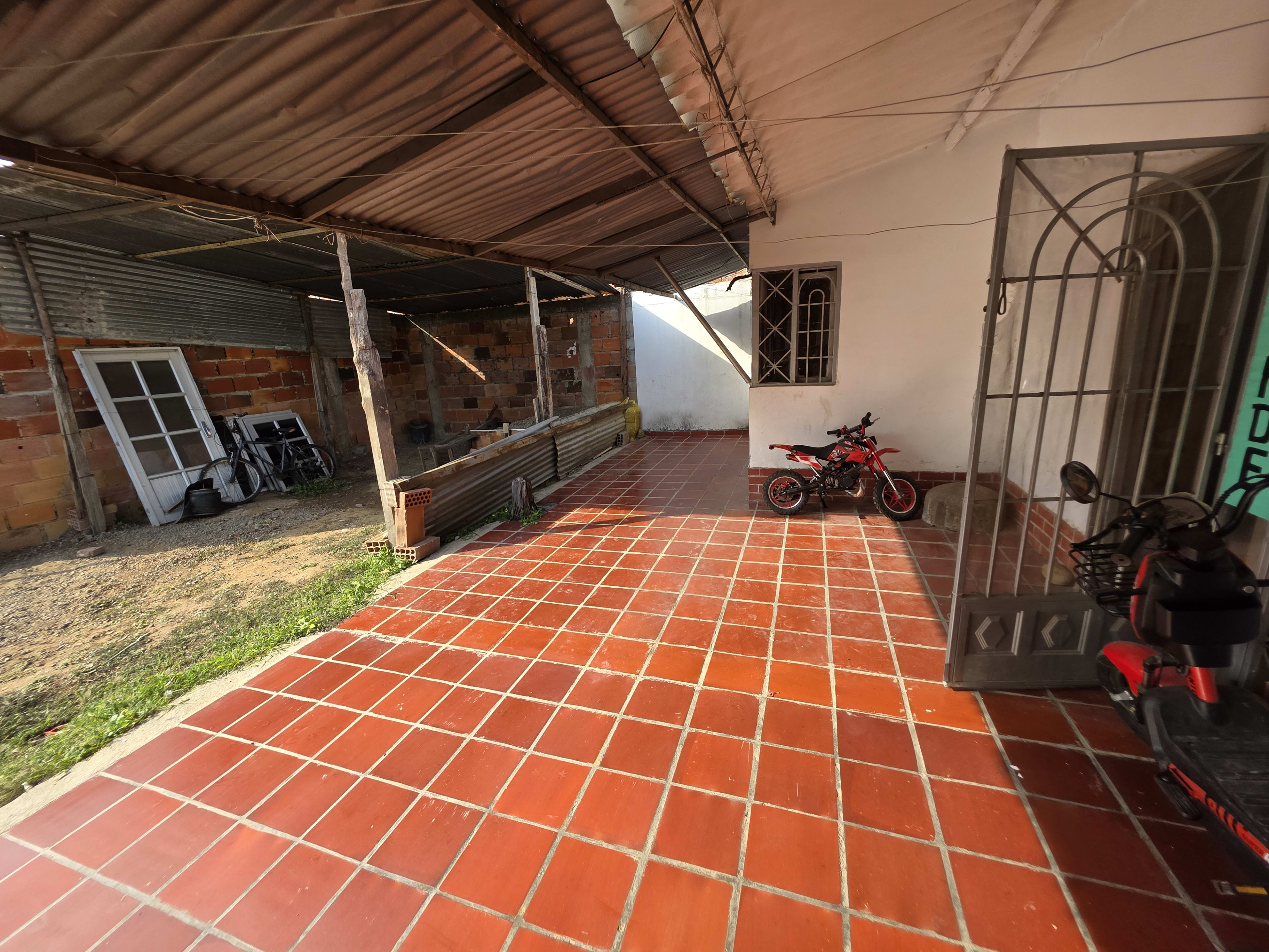Casa en venta con aparta estudio en La Cordialidad – Los Patios - Foto 11