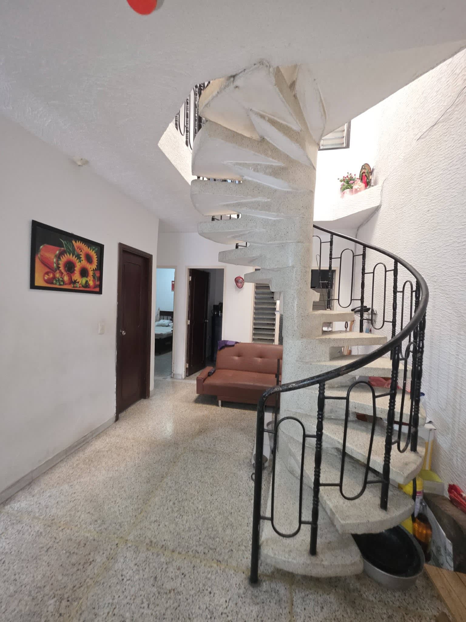 Casa en venta de 3 pisos en barrio Videlso – Los Patios - Foto 10