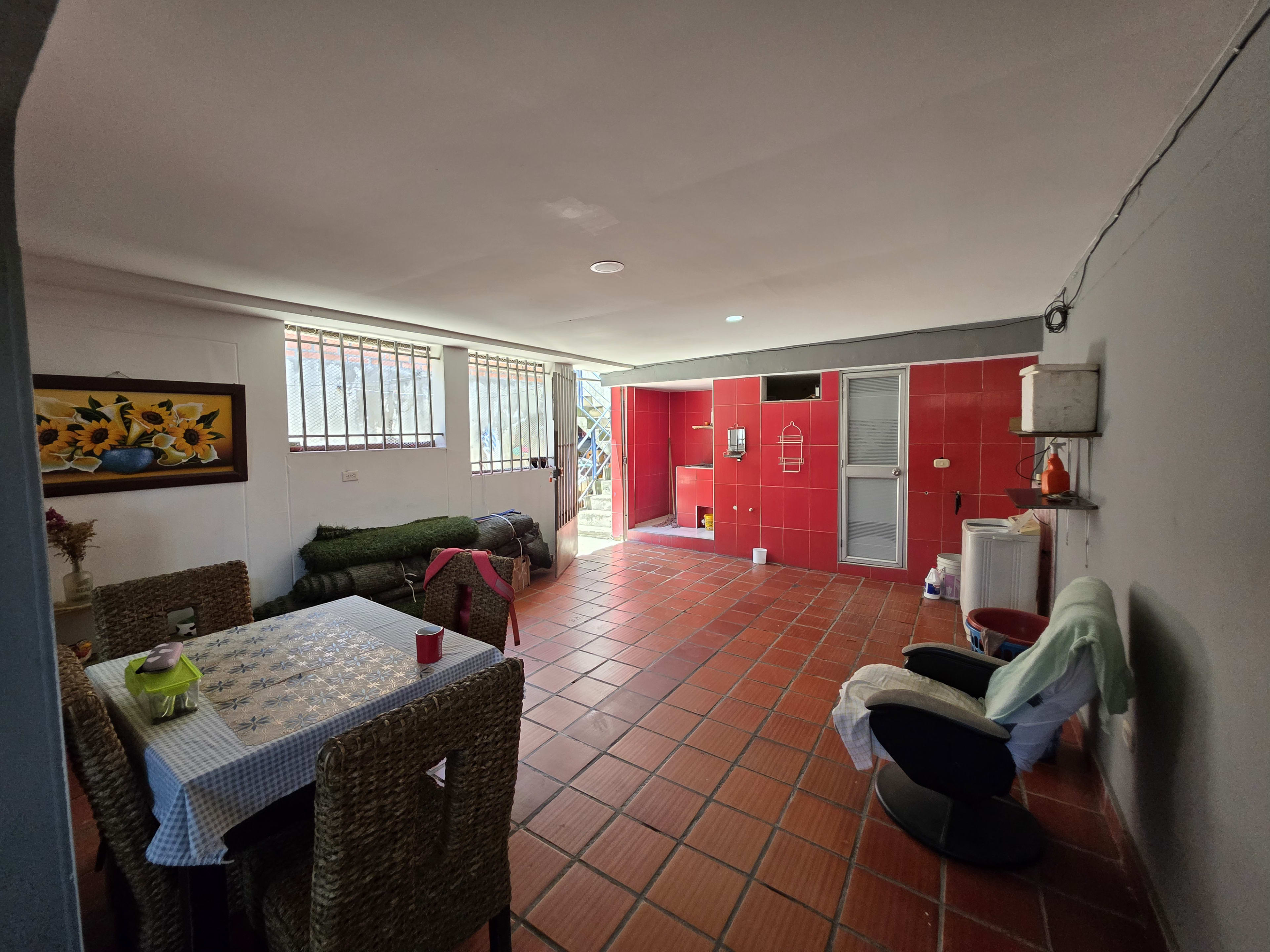 Casa en Venta en Llanitos, Los Patios — 300m² con Patio Amplio y Garaje - Foto 8