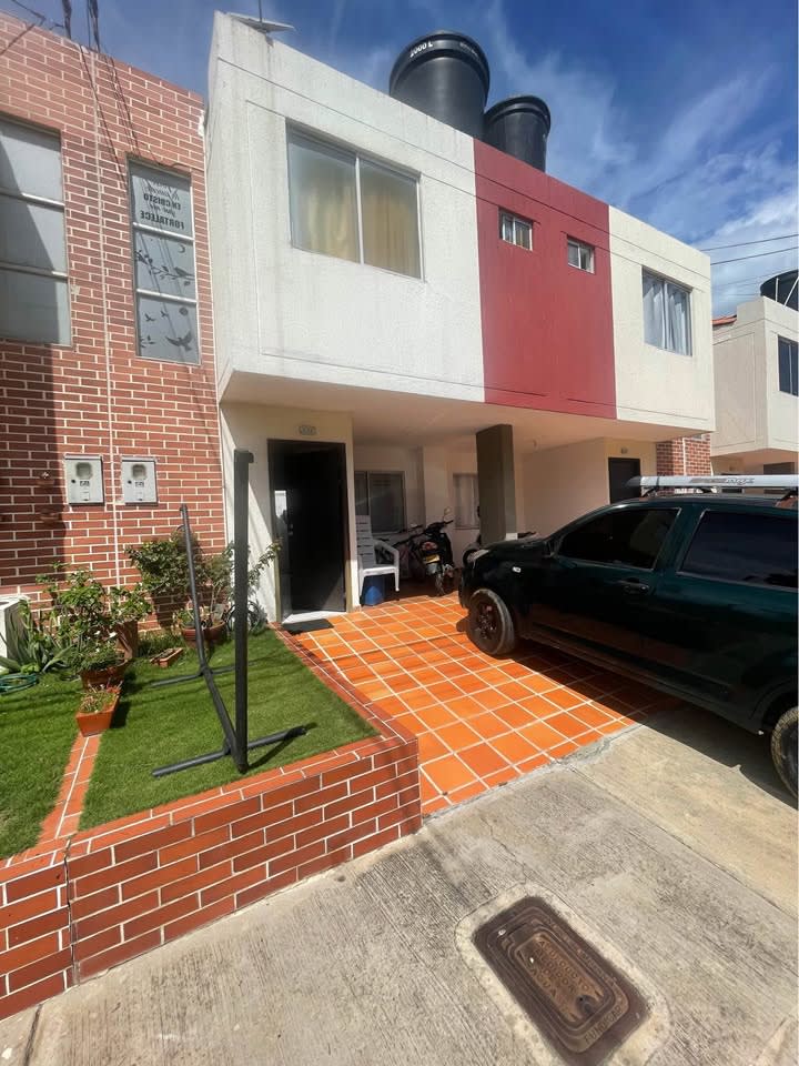 Casa en Conjunto Cerrado Siena, Los Patios.