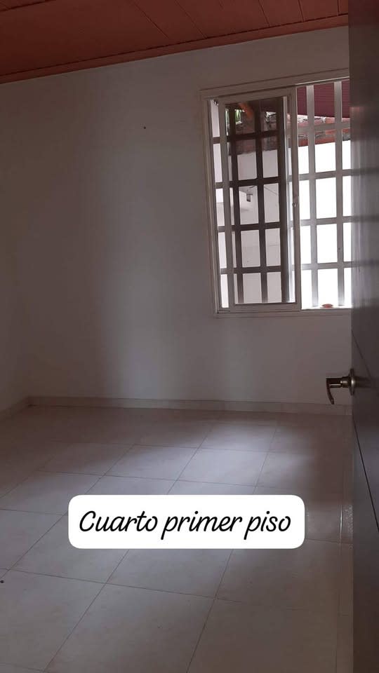 Casa en Venta en Patio Centro, Los Patios - 2 Pisos y 3 Habitaciones - Foto 16