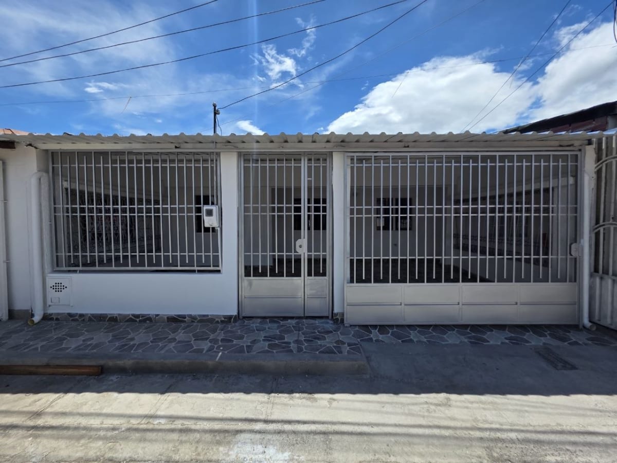 Casa en Venta en Montebello, Los Patios - Principal