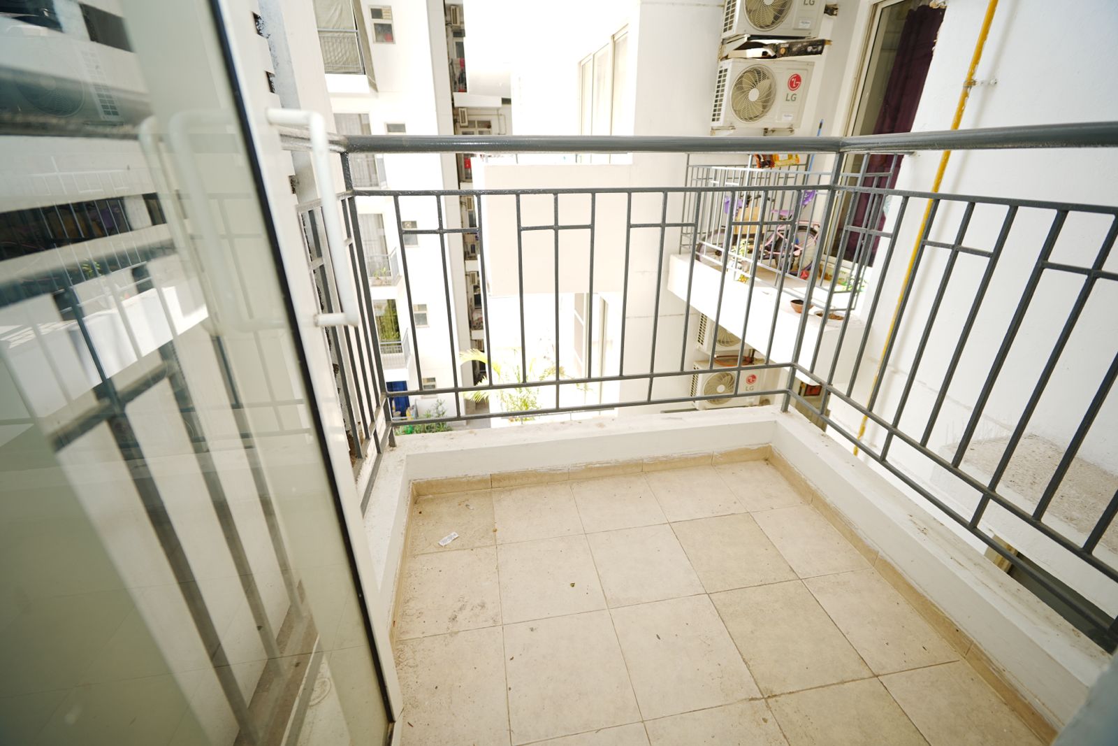Property view 18