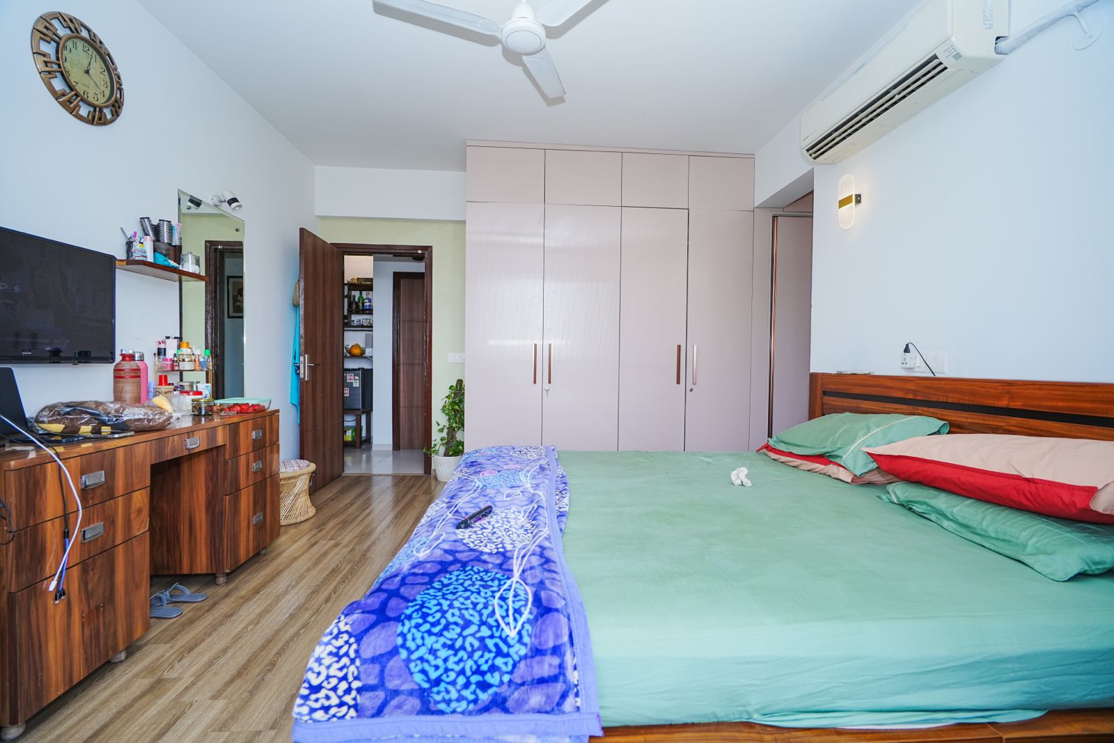 Property view 11