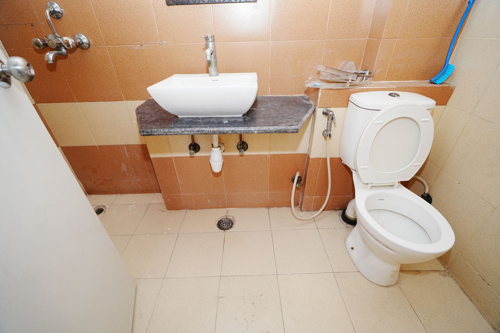 Property view 11