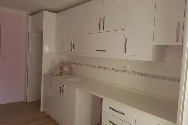 Mutfak Yenileme - Dolap Renk