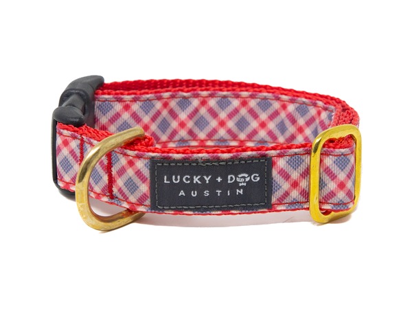 Orchard snap collar in soft red and grey check