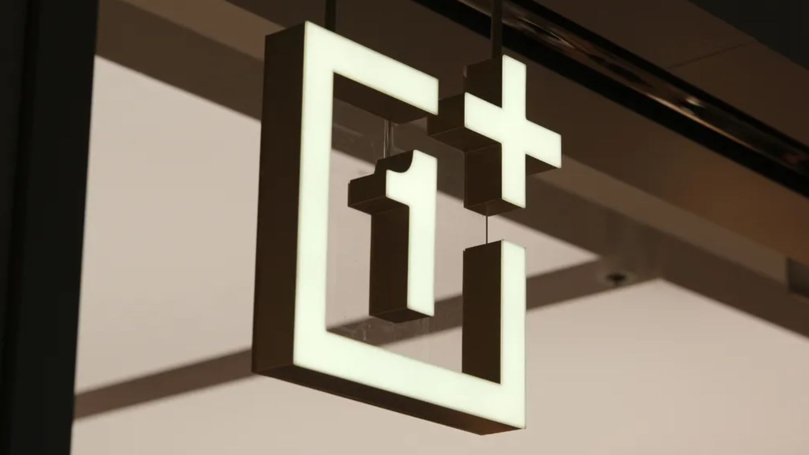 Is OnePlus Quietly Shutting Itself Down?