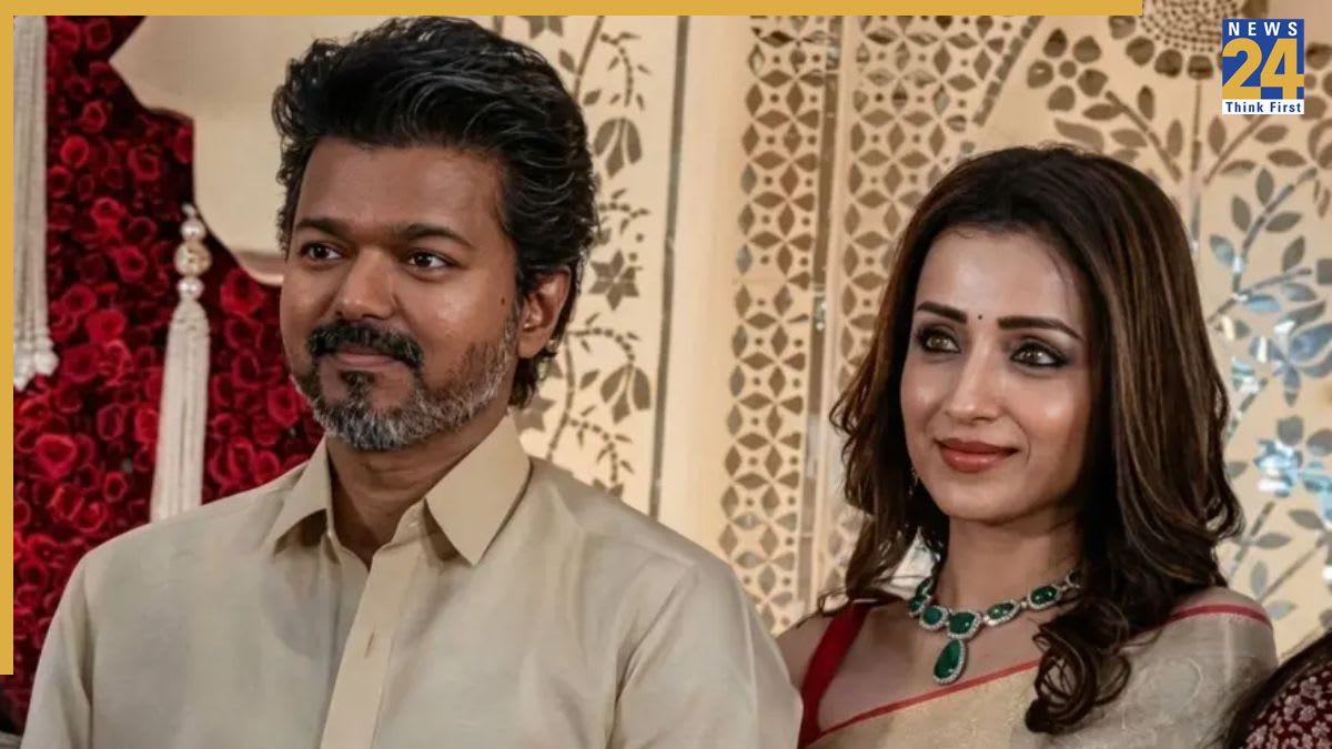 Was Trisha Krishnan really at Vijay's final film screening?