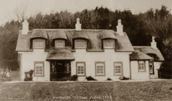 Woodside Cottage when thatched
