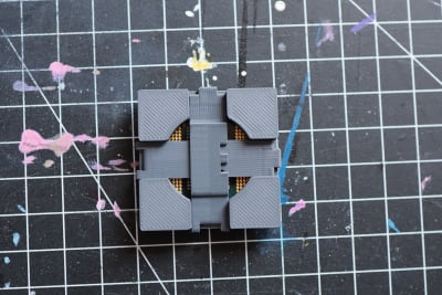 assembled mount: bottom view