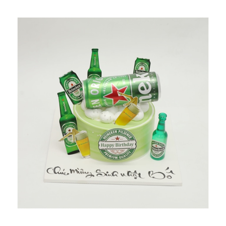 Bánh kem Heineken trang trí bia lon sành điệu