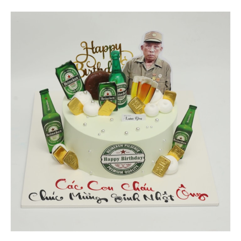 Bánh kem Heineken tặng ông chúc mừng sinh nhật
