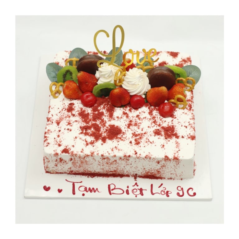 Bánh kem red velvet chia tay lớp 9C